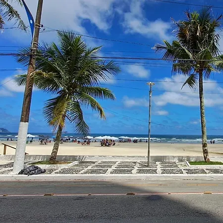 Ap Confortável - Praia das Astúrias - Beach Host-3